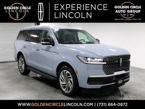 New 2027 Lincoln Navigator Premiere RWD image 1