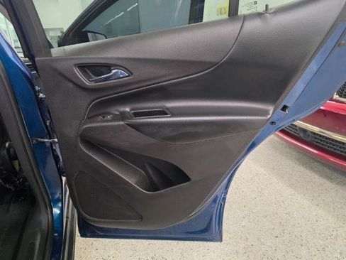 Used 2019 Chevrolet Equinox LT FWD image 36
