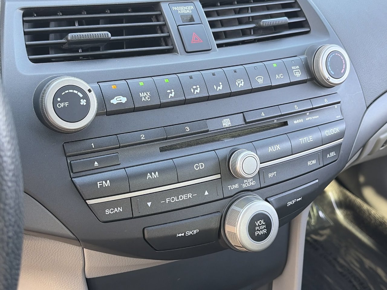 Used 2009 Honda Accord LX image 25
