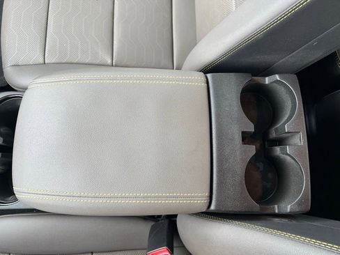 Used 2024 Chevrolet Colorado ZR2 w/ ZR2 Convenience Package III image 30