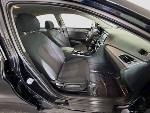 Used 2018 Hyundai Sonata SE w/ Cargo Package FWD image 28