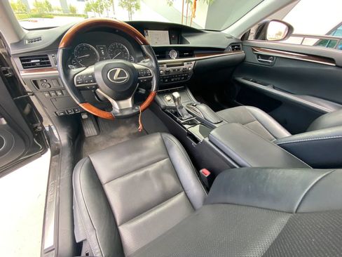 Used 2017 Lexus ES 350 w/ Navigation System Package FWD image 15