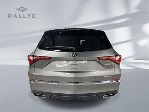 Used 2023 Acura MDX SH-AWD w/ Advance Package image 4