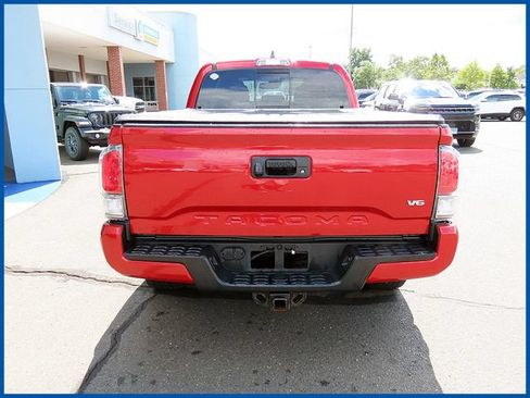 Used 2021 Toyota Tacoma TRD Sport AWD/4WD image 6