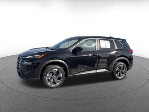 Used 2025 Nissan Rogue SV FWD image 7