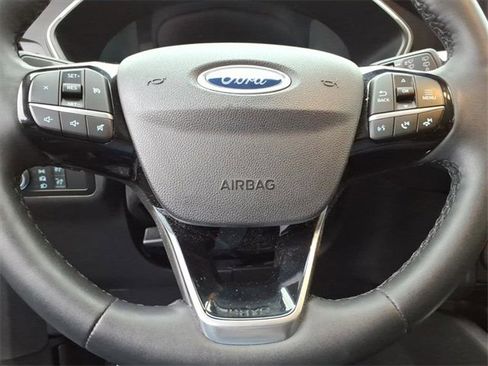 Used 2022 Ford Escape SE w/ Cold Weather Package image 13