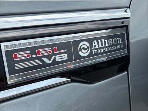 Used 2025 GMC Sierra 2500 Pro image 9