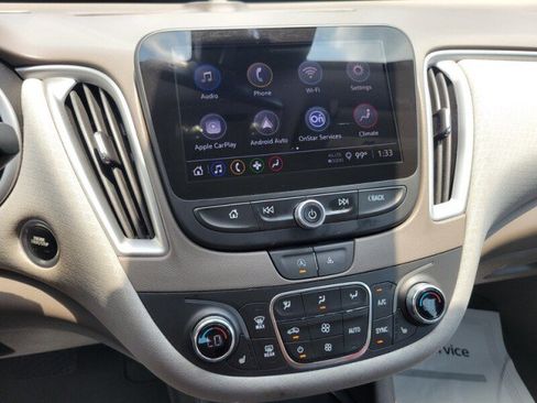 Used 2023 Chevrolet Malibu LT FWD image 21