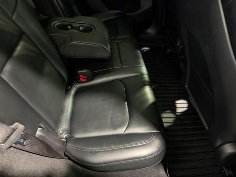 Used 2023 Tesla Model Y Long Range AWD/4WD image 26