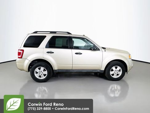 Used 2011 Ford Escape XLT w/ 201A Rapid Spec Order Code image 8