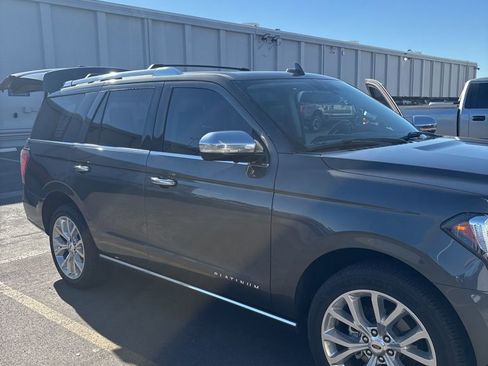 Used 2019 Ford Expedition Platinum image 1