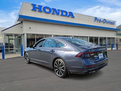 Used 2023 Honda Accord Touring image 7