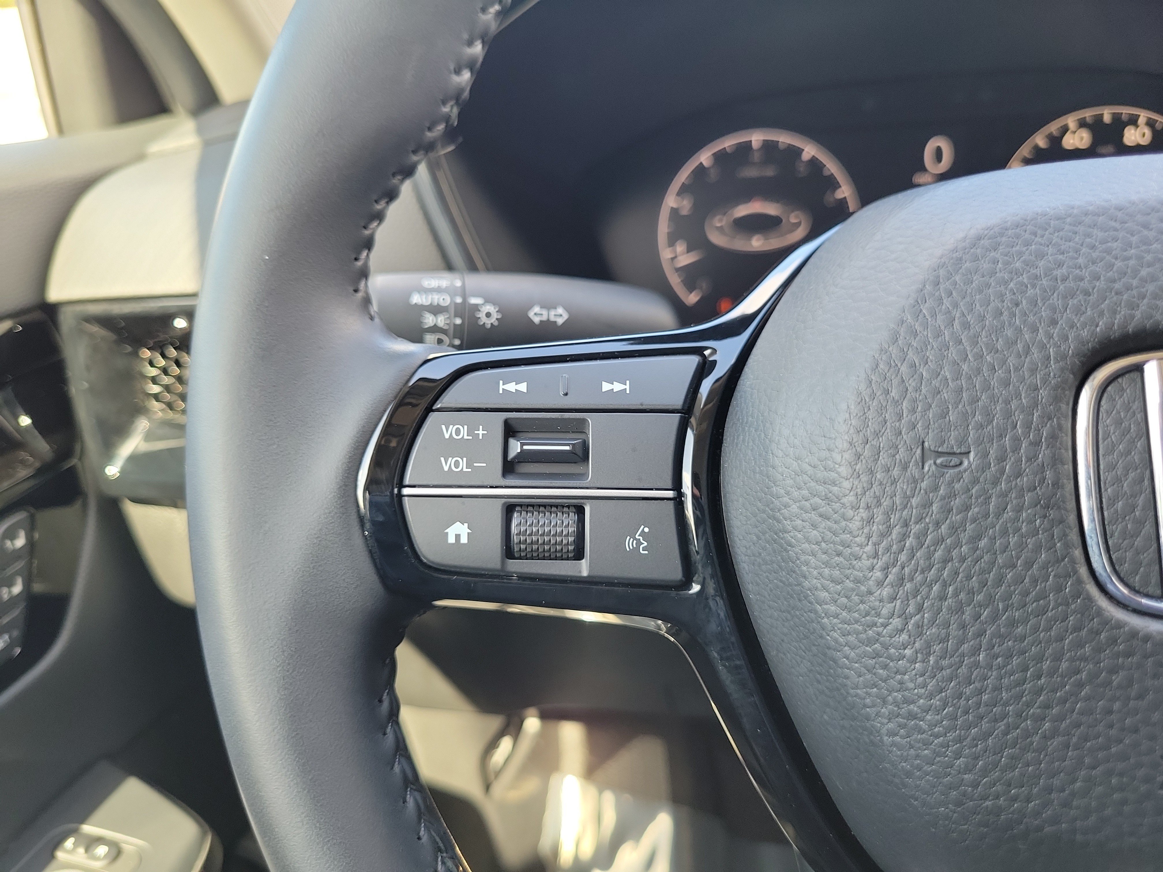 Used 2025 Honda CR-V EX-L image 21