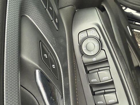 Used 2018 Chevrolet Traverse Premier w/ Redline Edition image 7