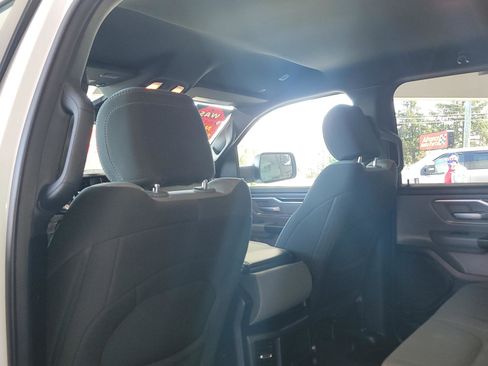 Used 2021 RAM 1500 Big Horn image 10