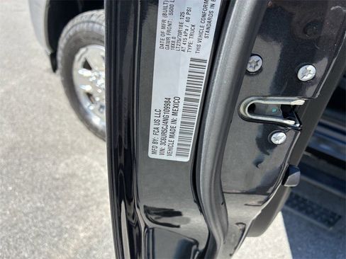 Used 2022 RAM 2500 Tradesman image 37