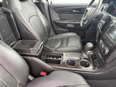 Used 2017 Chevrolet Traverse Premier w/ LPO, 'HIT The Road' Package AWD/4WD image 22