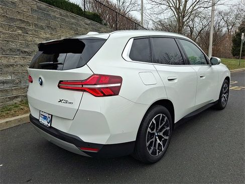 Used 2025 BMW X3 xDrive30i image 6
