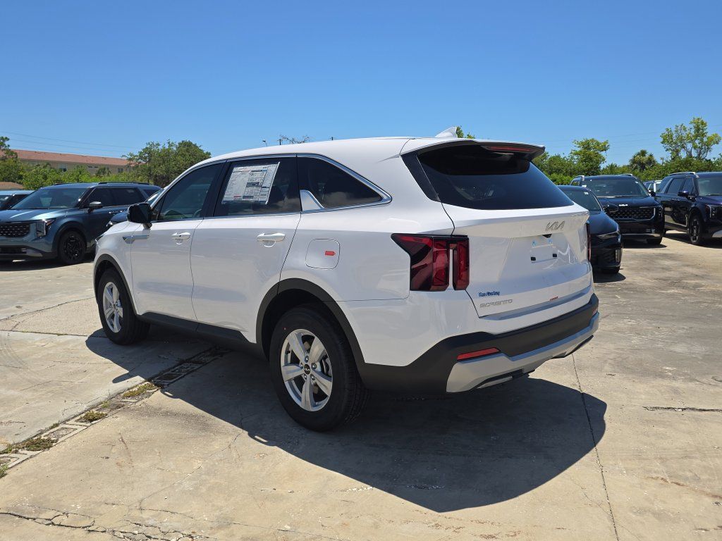 New 2026 Kia Sorento LX FWD image 6