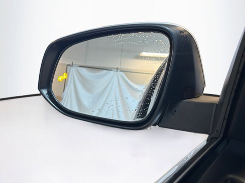 Used 2022 Toyota 4Runner TRD Off-Road Premium image 16