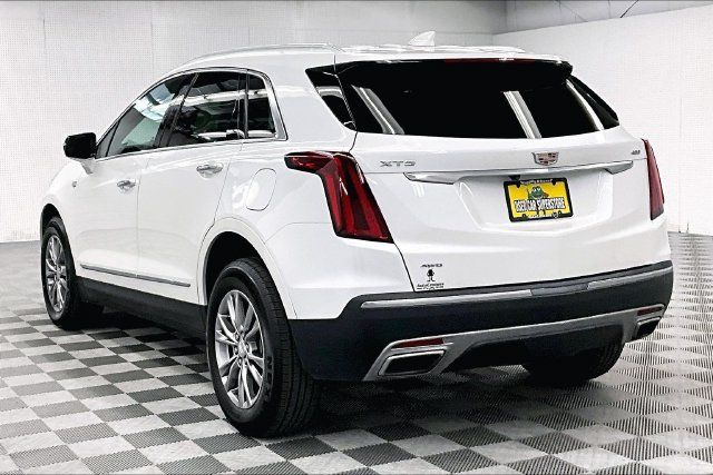 Used 2023 Cadillac XT5 Premium Luxury AWD/4WD image 2