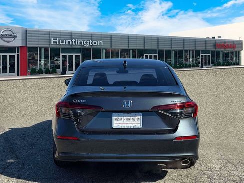 Used 2025 Honda Civic Sport image 7