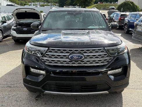 Used 2023 Ford Explorer Limited w/ Equipment Group 301A AWD/4WD image 8