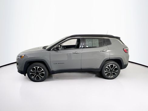Used 2022 Jeep Compass Limited AWD/4WD image 8
