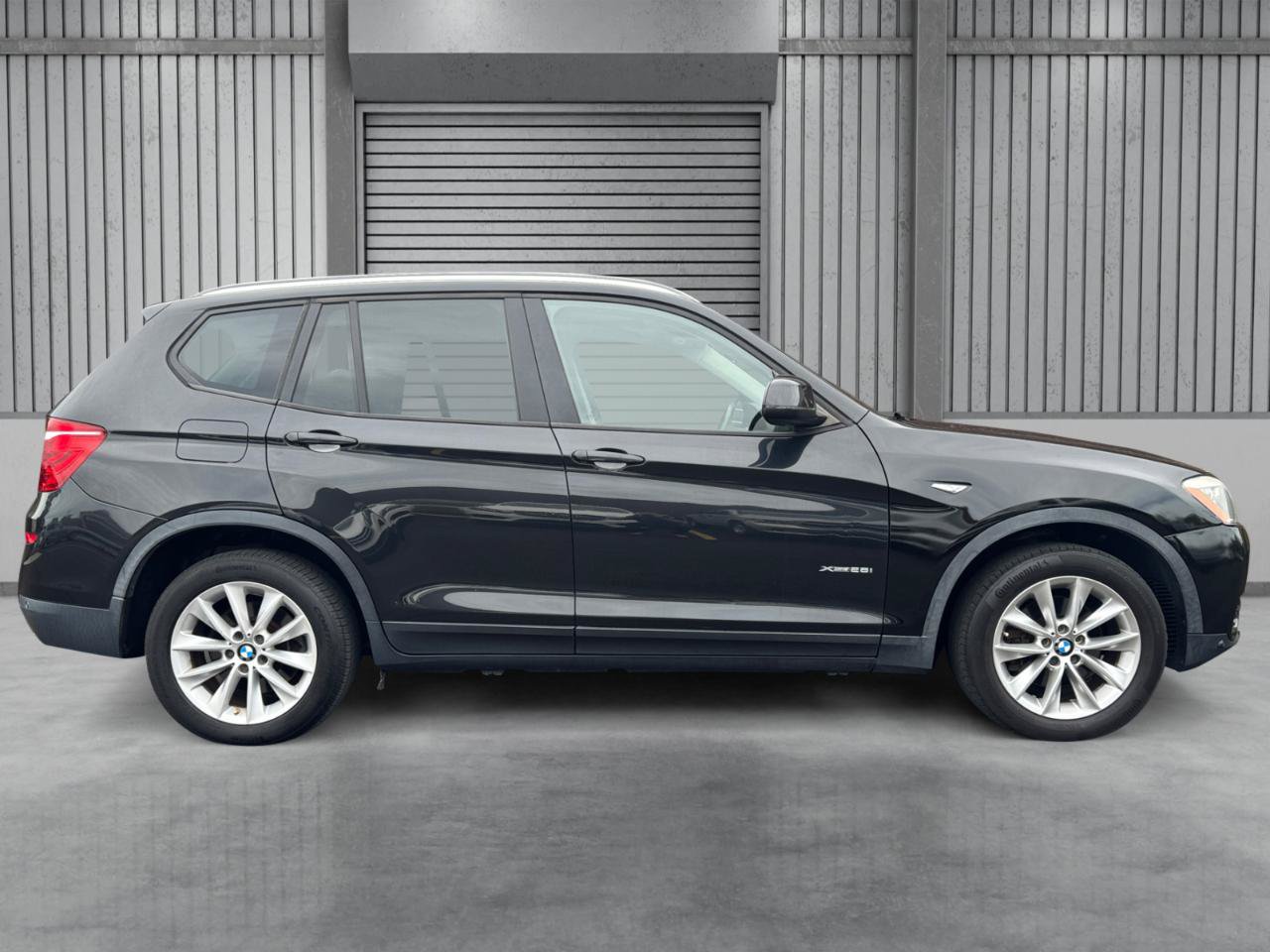 Used 2017 BMW X3 xDrive28i AWD/4WD image 31