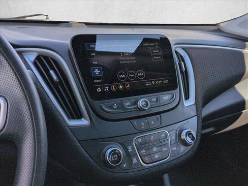 Certified 2022 Chevrolet Malibu LT FWD image 20