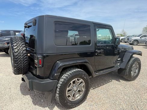 Used 2007 Jeep Wrangler Sahara w/ Dual Top Group image 11