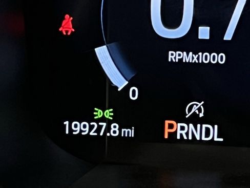 Used 2025 Ford Explorer Platinum w/ LUX Leather Package image 17