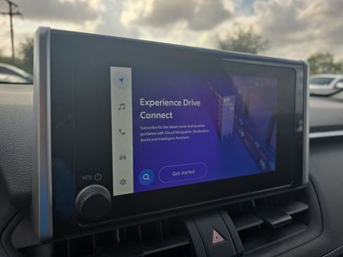 Certified 2024 Toyota RAV4 XLE image 21