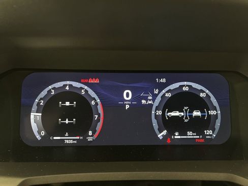 Used 2024 Toyota Tacoma TRD Sport AWD/4WD image 25