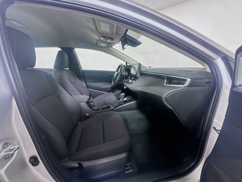 Used 2026 Toyota Corolla LE FWD image 30