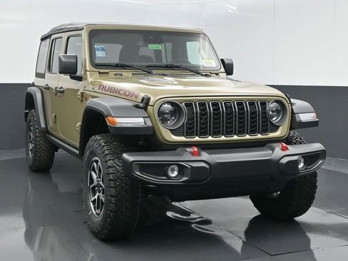 Certified 2025 Jeep Wrangler Unlimited Rubicon w/ Technology Group image 2