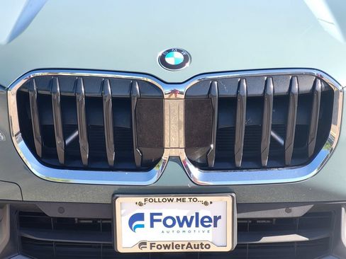 Used 2023 BMW X1 xDrive28i AWD/4WD image 12