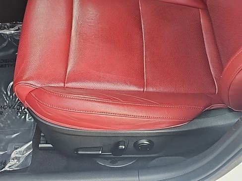 Used 2019 Kia Stinger GT1 image 10