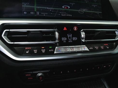 Used 2023 BMW M4 xDrive Competition image 40