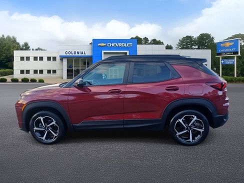 Used 2023 Chevrolet TrailBlazer RS w/ Sun and Liftgate Package image 6