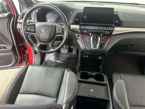 Used 2025 Honda Odyssey Sport-L image 18