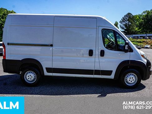 Used 2025 RAM ProMaster 2500 w/ Convenience Group FWD image 8