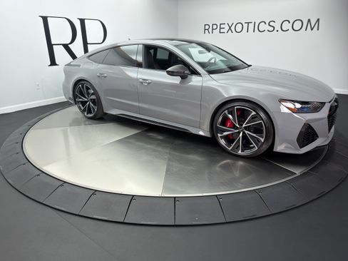 Used 2023 Audi RS 7 Sportback w/ Carbon Optic Package AWD/4WD image 7