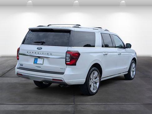 Used 2024 Ford Expedition Max Platinum RWD image 3