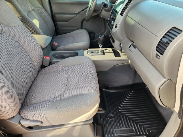 Used 2020 Nissan Frontier SV AWD/4WD image 14