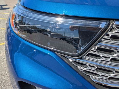 Used 2020 Ford Explorer Limited image 10