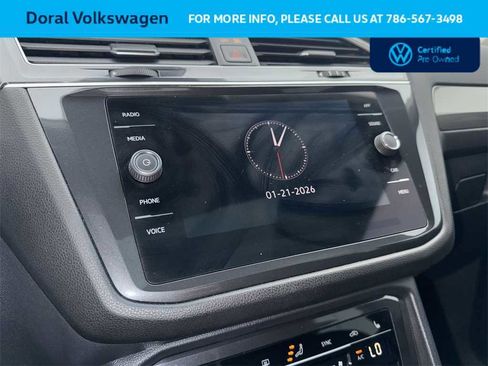 Certified 2024 Volkswagen Tiguan SE w/ Panoramic Sunroof Package image 18