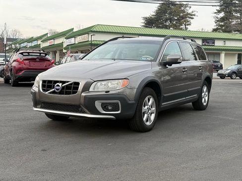 Used 2011 Volvo XC70 3.2 image 4