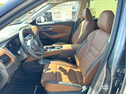 New 2026 Nissan Rogue Platinum AWD/4WD image 10