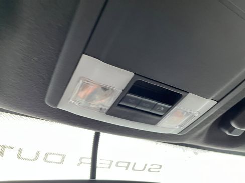 Used 2014 Ford F250 Platinum w/ FX4 Off-Road Package image 38